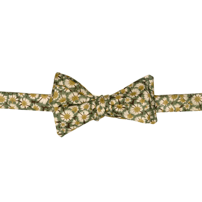 Pomp & Ceremony Bow Tie