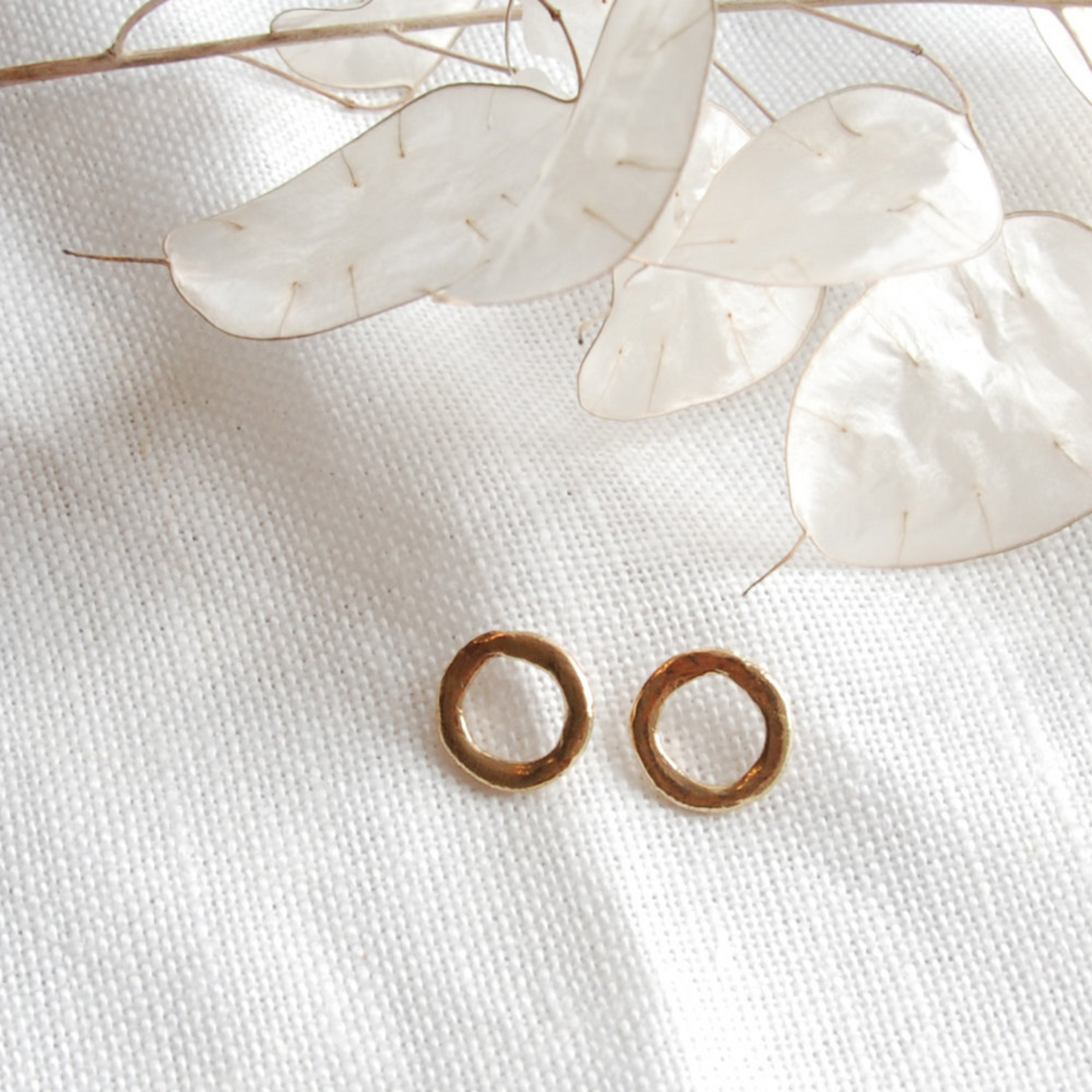 Ethereal Studs