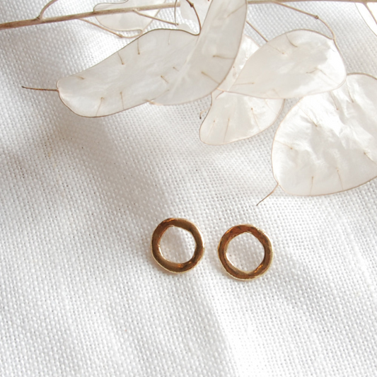 Ethereal Studs